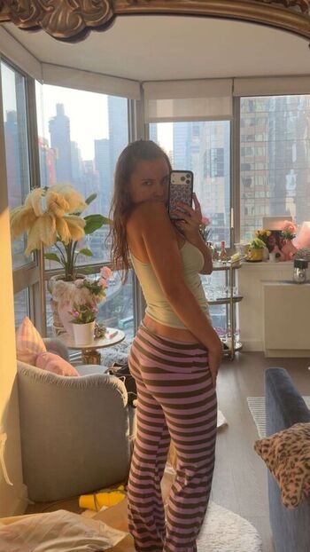 Ester dobrik page leaked private photo uncensored HD quality