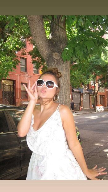 Ester dobrik page leaked private photo uncensored HD quality