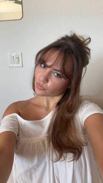 Ester dobrik page leaked private photo uncensored HD quality
