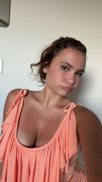 Ester dobrik page leaked private photo uncensored HD quality