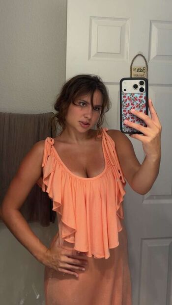 Ester dobrik page leaked private photo uncensored HD quality