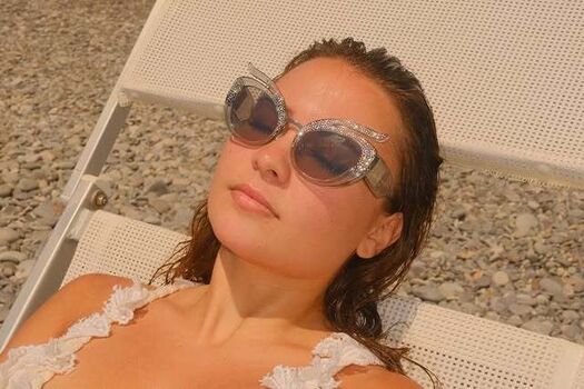 Ester dobrik page leaked private photo uncensored HD quality
