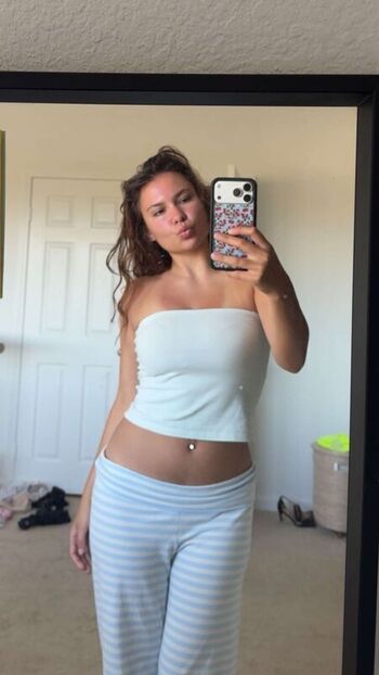 Ester dobrik page leaked private photo uncensored HD quality