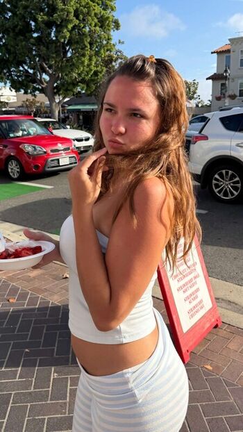 Ester dobrik page leaked private photo uncensored HD quality