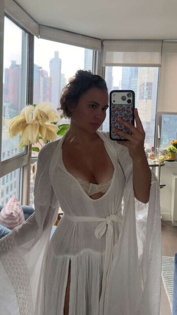 Ester dobrik page leaked private photo uncensored HD quality