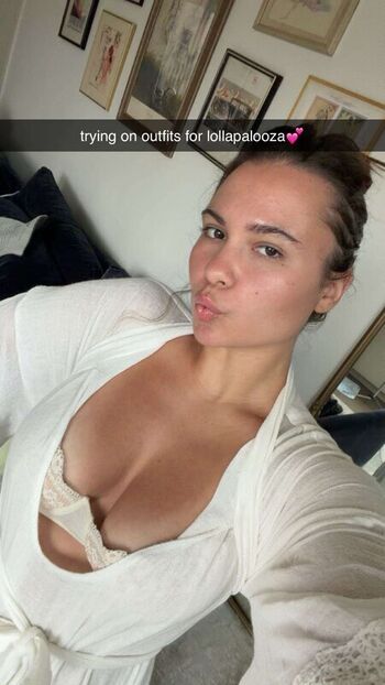 Ester dobrik page leaked private photo uncensored HD quality