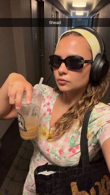 Ester dobrik page leaked private photo uncensored HD quality