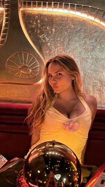 Ester dobrik page leaked private photo uncensored HD quality