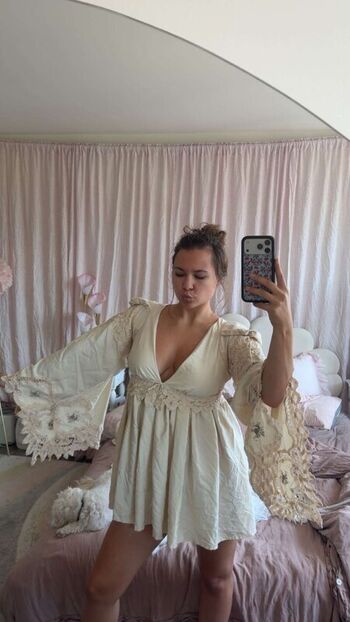 Ester dobrik page leaked private photo uncensored HD quality