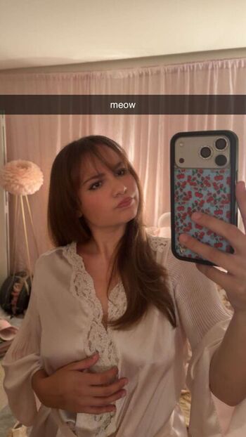 Ester dobrik page leaked private photo uncensored HD quality