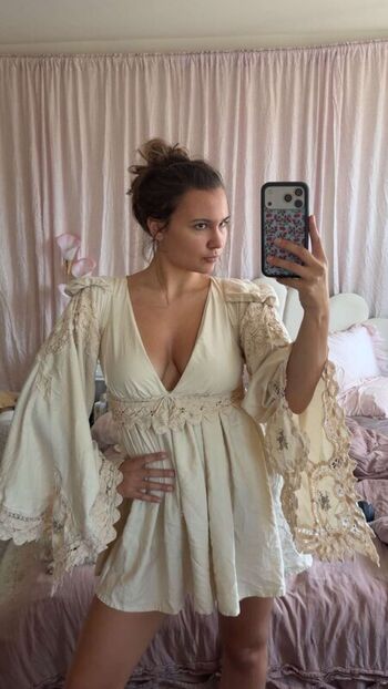 Ester dobrik page leaked private photo uncensored HD quality