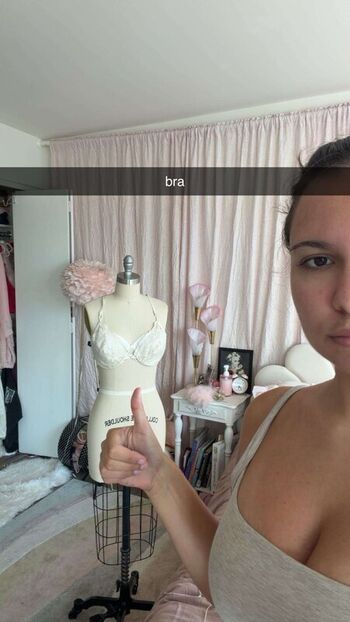 Ester dobrik page leaked private photo uncensored HD quality