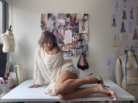 Ester dobrik page leaked private photo uncensored HD quality