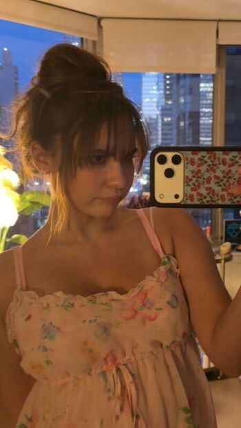 Ester dobrik page leaked private photo uncensored HD quality
