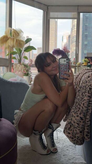 Ester dobrik page leaked private photo uncensored HD quality