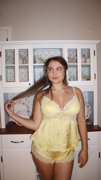 Ester dobrik page leaked private photo uncensored HD quality