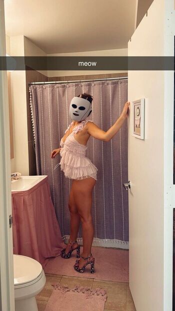 Ester dobrik page leaked private photo uncensored HD quality