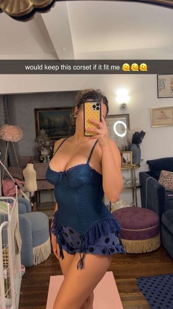 Ester dobrik page leaked private photo uncensored HD quality
