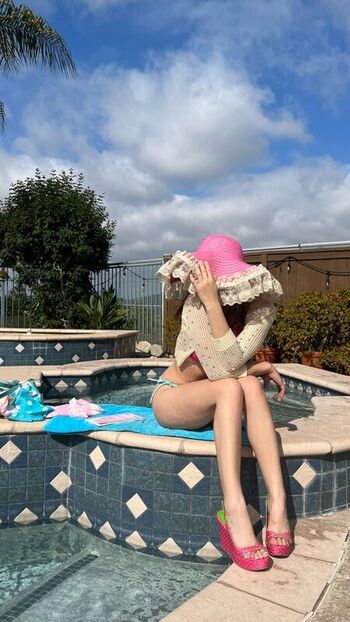 Ester dobrik page leaked private photo uncensored HD quality