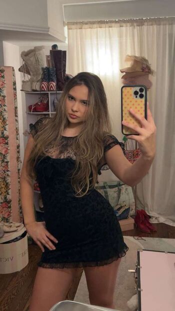 Ester dobrik page leaked private photo uncensored HD quality