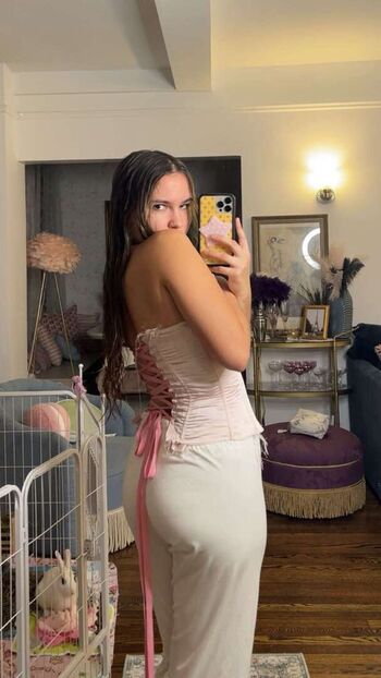 Ester dobrik page leaked private photo uncensored HD quality