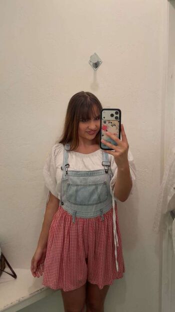 Ester dobrik page leaked private photo uncensored HD quality