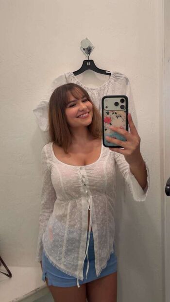 Ester dobrik page leaked private photo uncensored HD quality