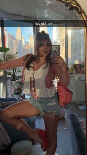 Ester dobrik leaked private photo uncensored HD quality