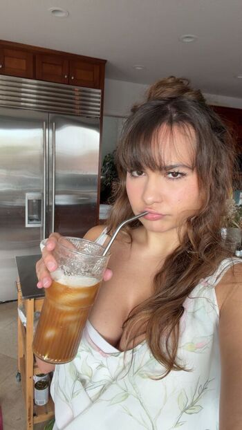Ester dobrik leaked private photo uncensored HD quality