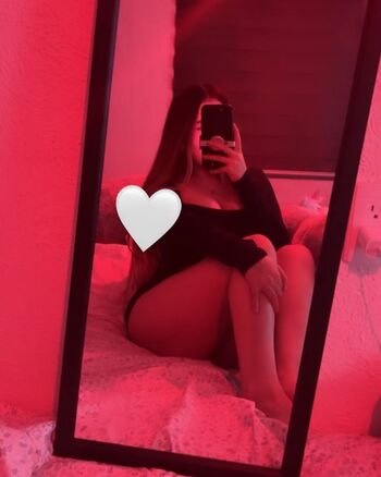 Fernandavaal page leaked private photo uncensored HD quality