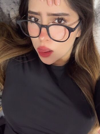Fernandavaal page leaked private photo uncensored HD quality