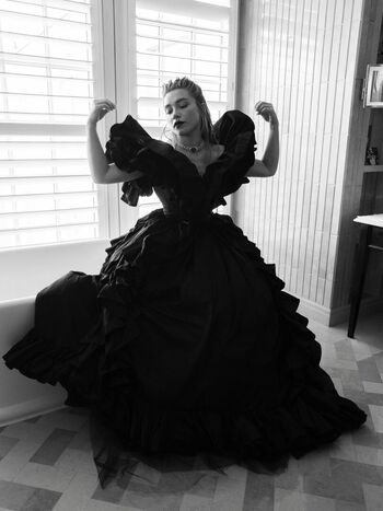 Florence pugh  page leaked private photo uncensored HD quality