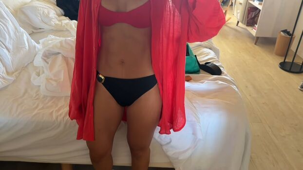 Frankie bridge leaked private photo uncensored HD quality