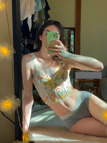 Frogsgirls leaked private photo uncensored HD quality