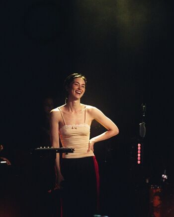 Gracie abrams leaked private photo uncensored HD quality