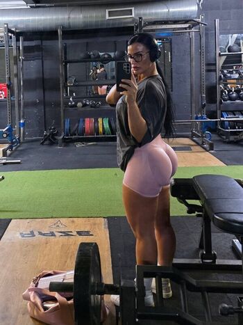 Gym booty bubble butts leaked private photo uncensored HD quality