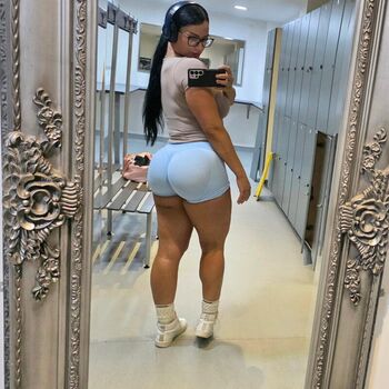 Gym booty bubble butts leaked private photo uncensored HD quality