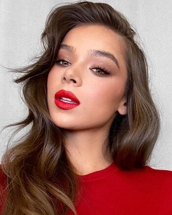 Hailee steinfeld  page leaked private photo uncensored HD quality