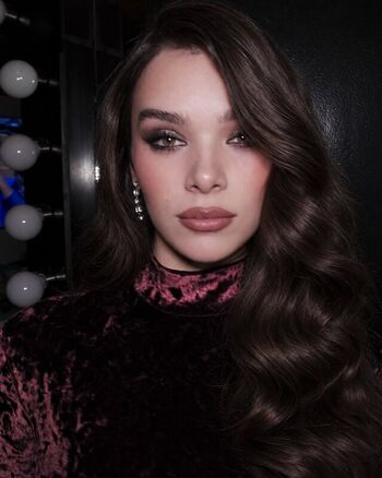 Hailee steinfeld leaked private photo uncensored HD quality