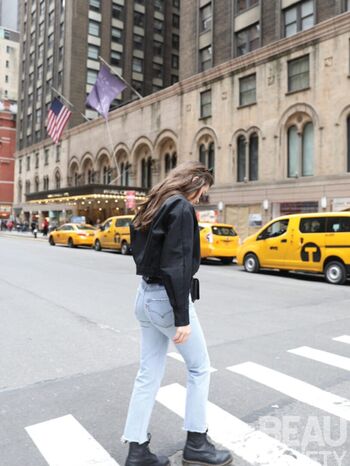 Hailee steinfeld leaked private photo uncensored HD quality