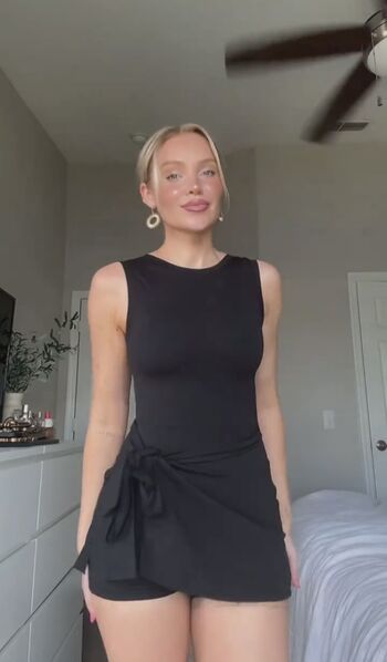Hailey malles page leaked private photo uncensored HD quality