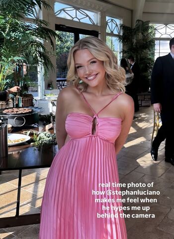 Hailey malles page leaked private photo uncensored HD quality