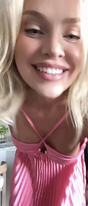 Hailey malles page leaked private photo uncensored HD quality