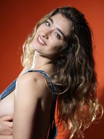 Hairy women  page leaked private photo uncensored HD quality