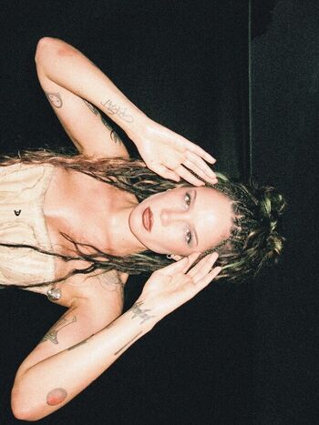 Halsey page leaked private photo uncensored HD quality