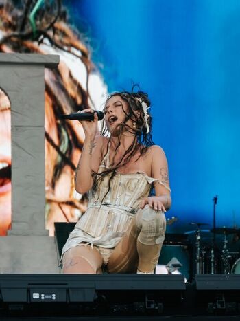 Halsey page leaked private photo uncensored HD quality