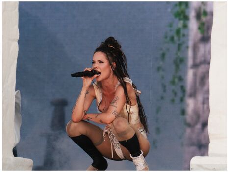 Halsey page leaked private photo uncensored HD quality
