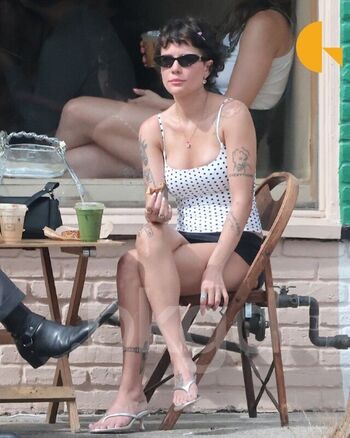 Halsey page leaked private photo uncensored HD quality