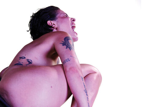 Halsey page leaked private photo uncensored HD quality