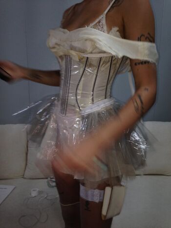 Halsey page leaked private photo uncensored HD quality